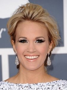 Get Carrie Underwood’s 2012 Grammy Awards glamour!