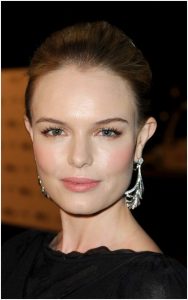 Kate Bosworth and Kirsten Dunst’s Makeup At The 2010 MOCA Annual Gala
