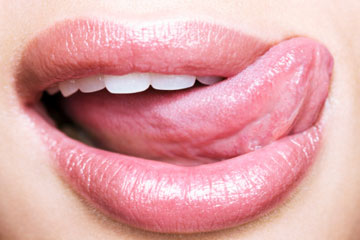 prevent-dry-lips