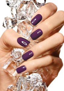 The Pros and Cons of a Gel Manicure