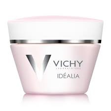 Vichy Idealia Smoothing and Illuminating cream