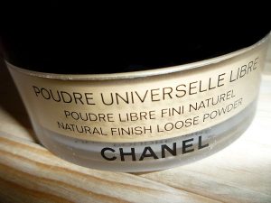 Chanel natural Finish Loose Powder