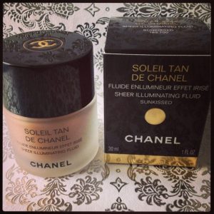 Soleil Tan de Chanel Sheer Illuminating Fluid